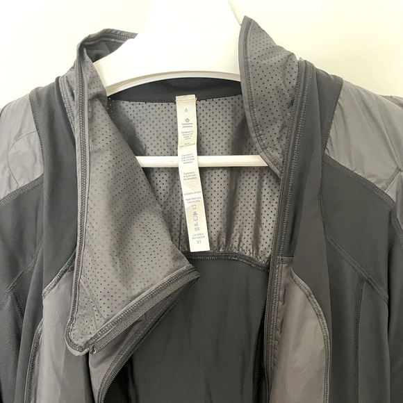 Lululemon cycling jacket sz 6 - Picture 2 of 16